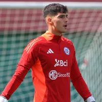 Norwich busca otro arquero y complica a Vicente Reyes