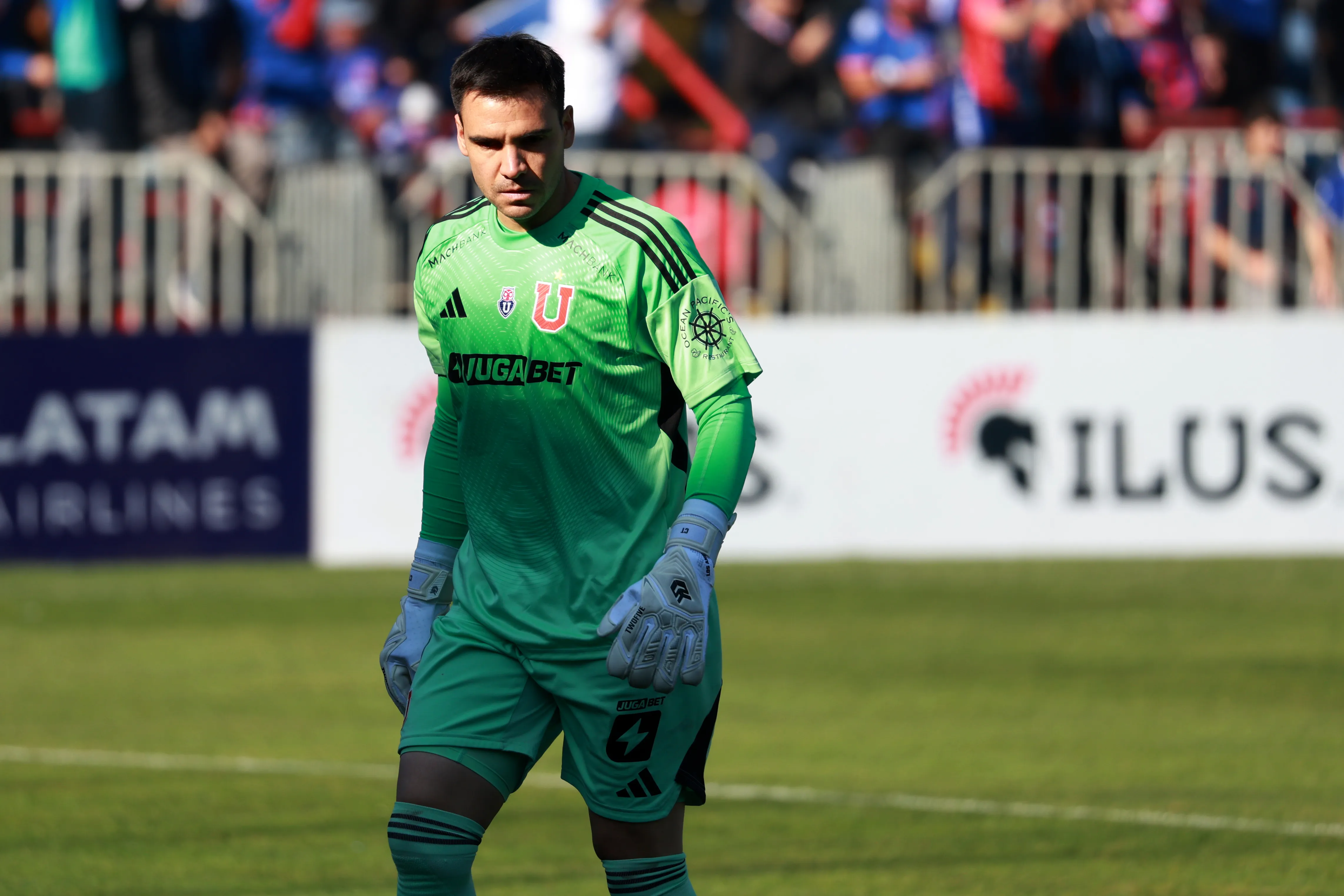 Cristopher Toselli  no ha visto acción oficial con la U en este 2026. Foto: Eduardo Fortes/Photosport