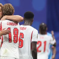 Entró a hacer historia en Inglaterra y se rinde a Kane: "Sólo Messi puede..."