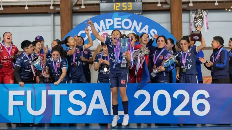 Francisca Puma levantó el título de campeonas 2026.