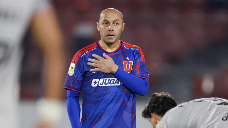 Marcelo Díaz salió a frenar a Mandreva y se llevó tremendos dardos en la U.