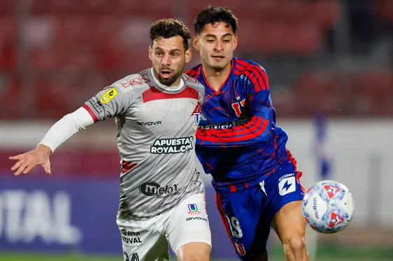 Otra vez la U no pudo contra La Calera y perdió 0-1 en la segunda fecha pendiente de Copa Chile. – Photosport