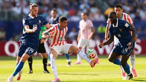 Paraguay y Francia juegan en Filadelfia.