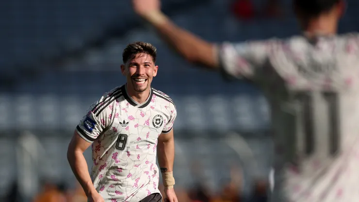 El jugador de La Roja compartió con la Sub-15.