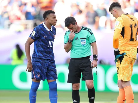 Javier Castrilli reaparece y demuele al árbitro de Francia vs Paraguay