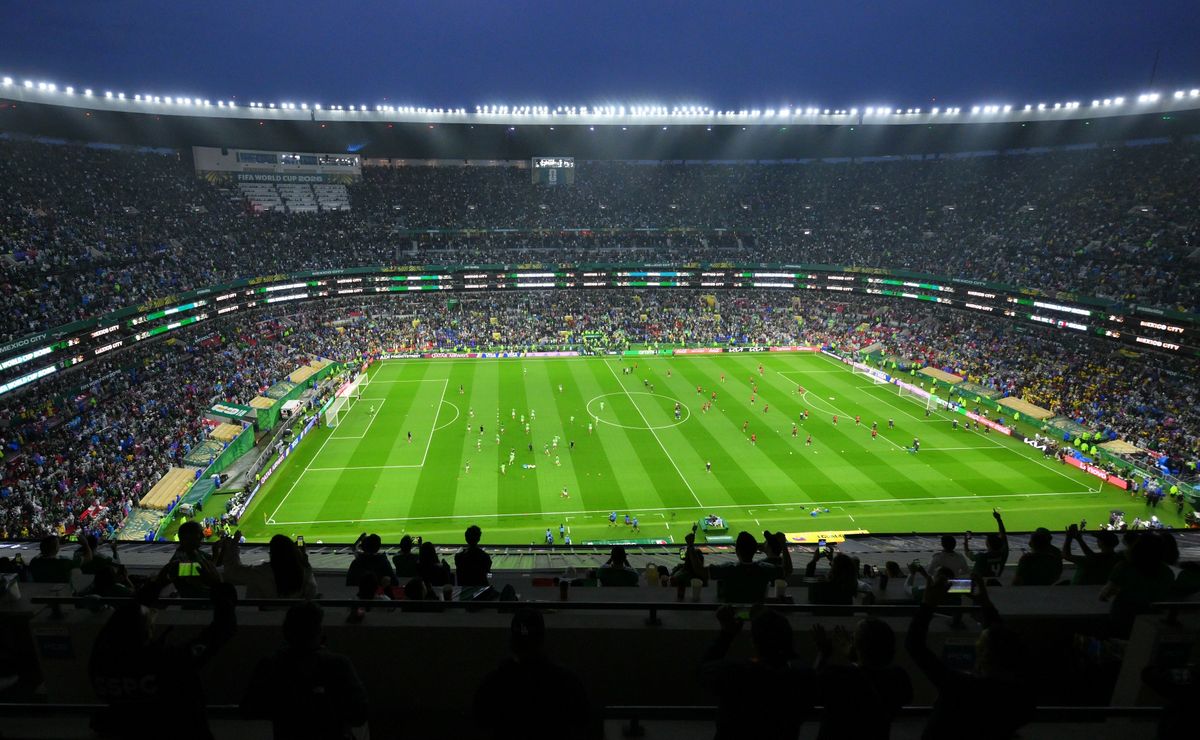 Mundial 2026: México vs. Inglaterra tendrá presencia arbitral chilena en Estadio Azteca