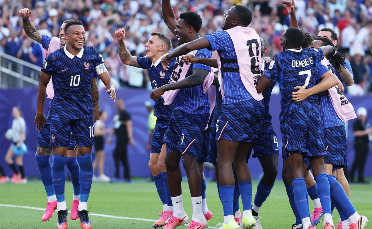 El ninguneo de Alejandro Domínguez a Francia tras eliminar a Paraguay del Mundial: “Pidiendo la hora”