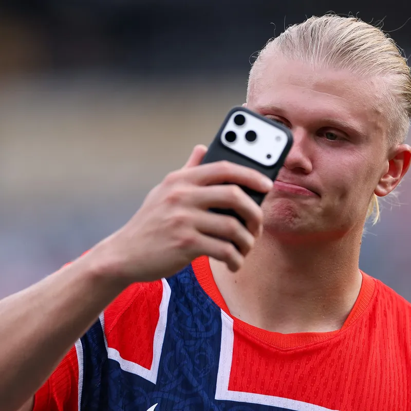 Erling Haaland explica su receta para hacer goles tras hazaña de Noruega