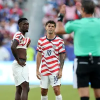 UEFA en pie de guerra por perdonazo de la FIFA a Balogun