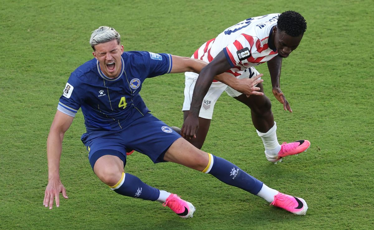 La Federación de Fútbol de Bélgica decide impugnar le elegibilidad de Balogun y acusa a la FIFA de no dar explicaciones