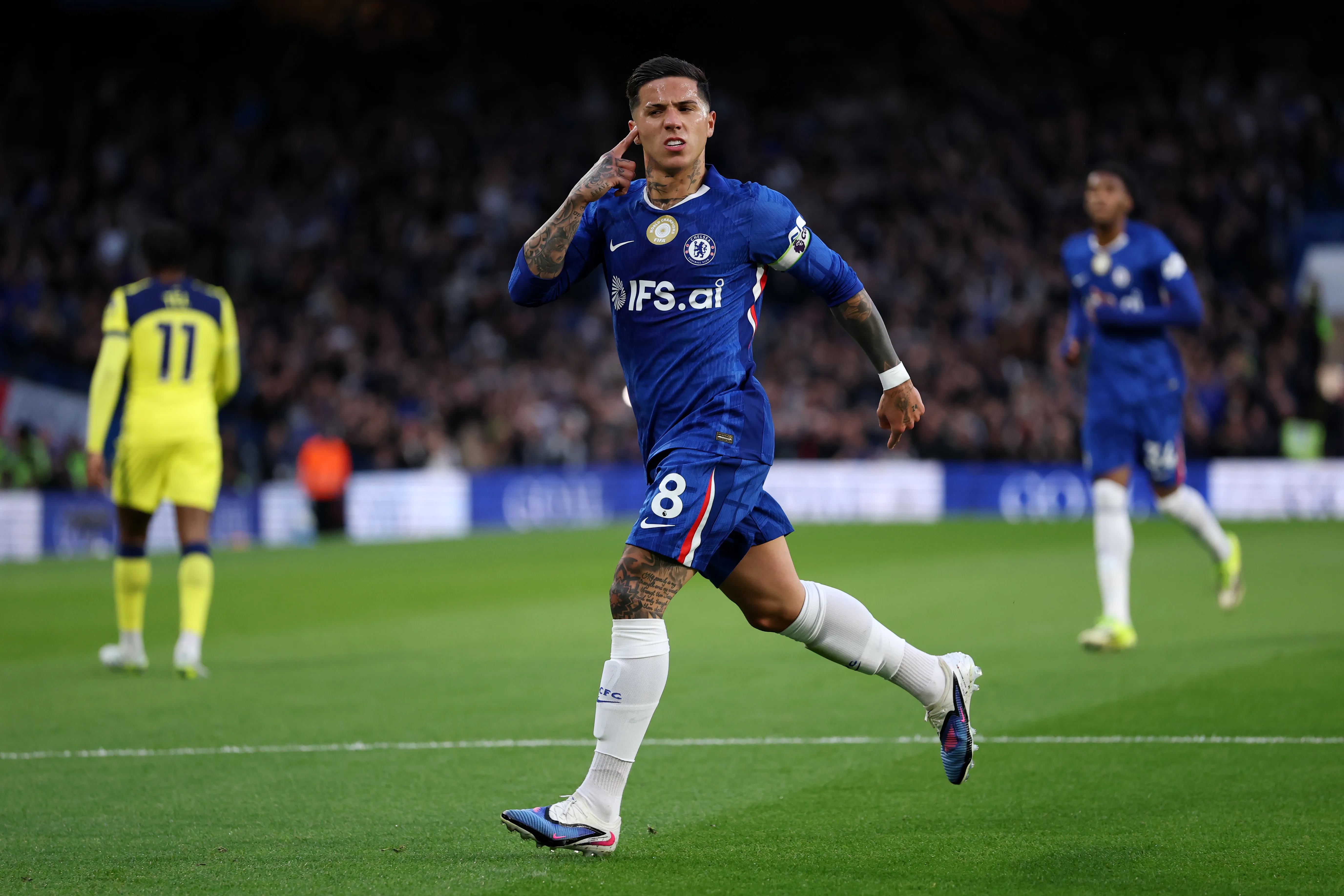 LONDON, ENGLAND – MAY 19: Enzo Fernandez of Chelsea celebrates scoring his team’s first goal during the Premier League match between Chelsea and Tottenham Hotspur at Stamford Bridge on May 19, 2026 in London, England. (Photo by Justin Setterfield/Getty Images)