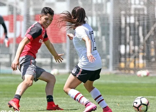 Branco Provoste conoció a Fernanda Contreras cuando ambos jugaban en Colo Colo