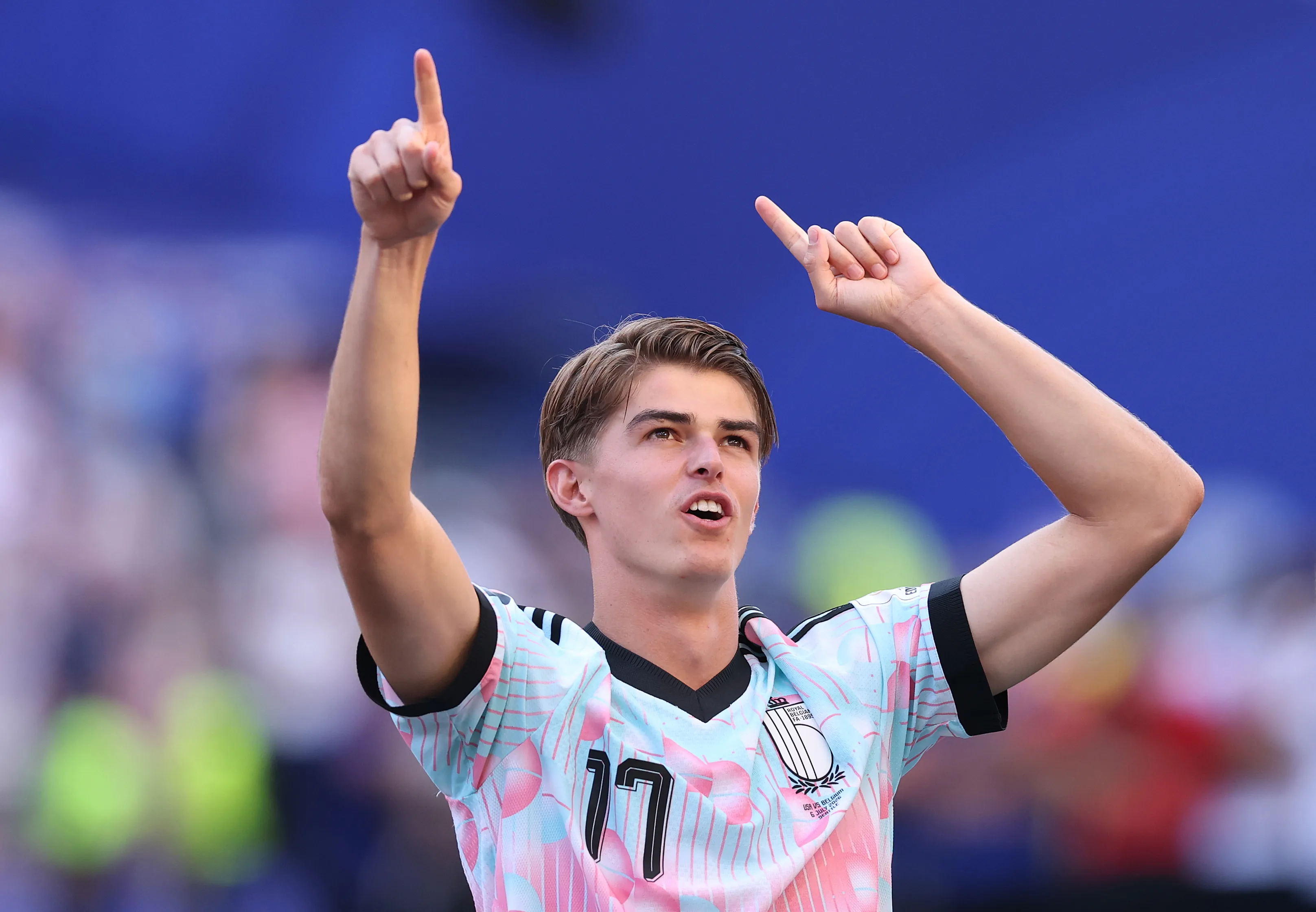 Charles de Ketelaere celebra uno de sus tantos ante el anfitrión del Mundial 2026 que quedaba en carrera. (Luke Hales/Getty Images).