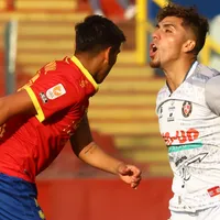 César Pinares cambia de colonia en el fútbol chileno: "Firmó y entrenó"
