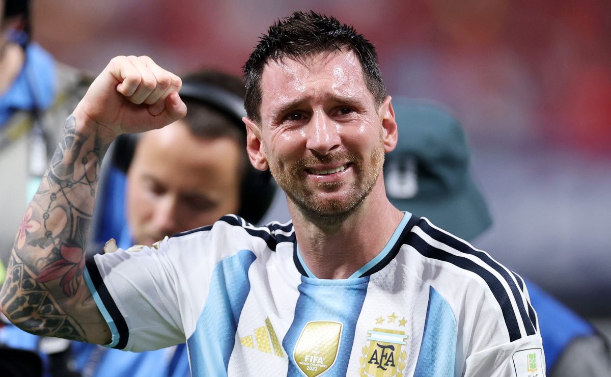 Épica absoluta: Lionel Messi termina en llanto tras el triunfo de Argentina ante Egipto