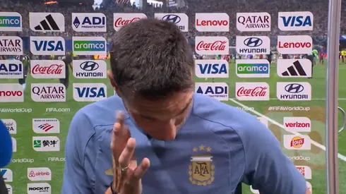 Scaloni rompe en llanto y se va: entrevista de nueve segundos tras angustioso triunfo de Argentina.
