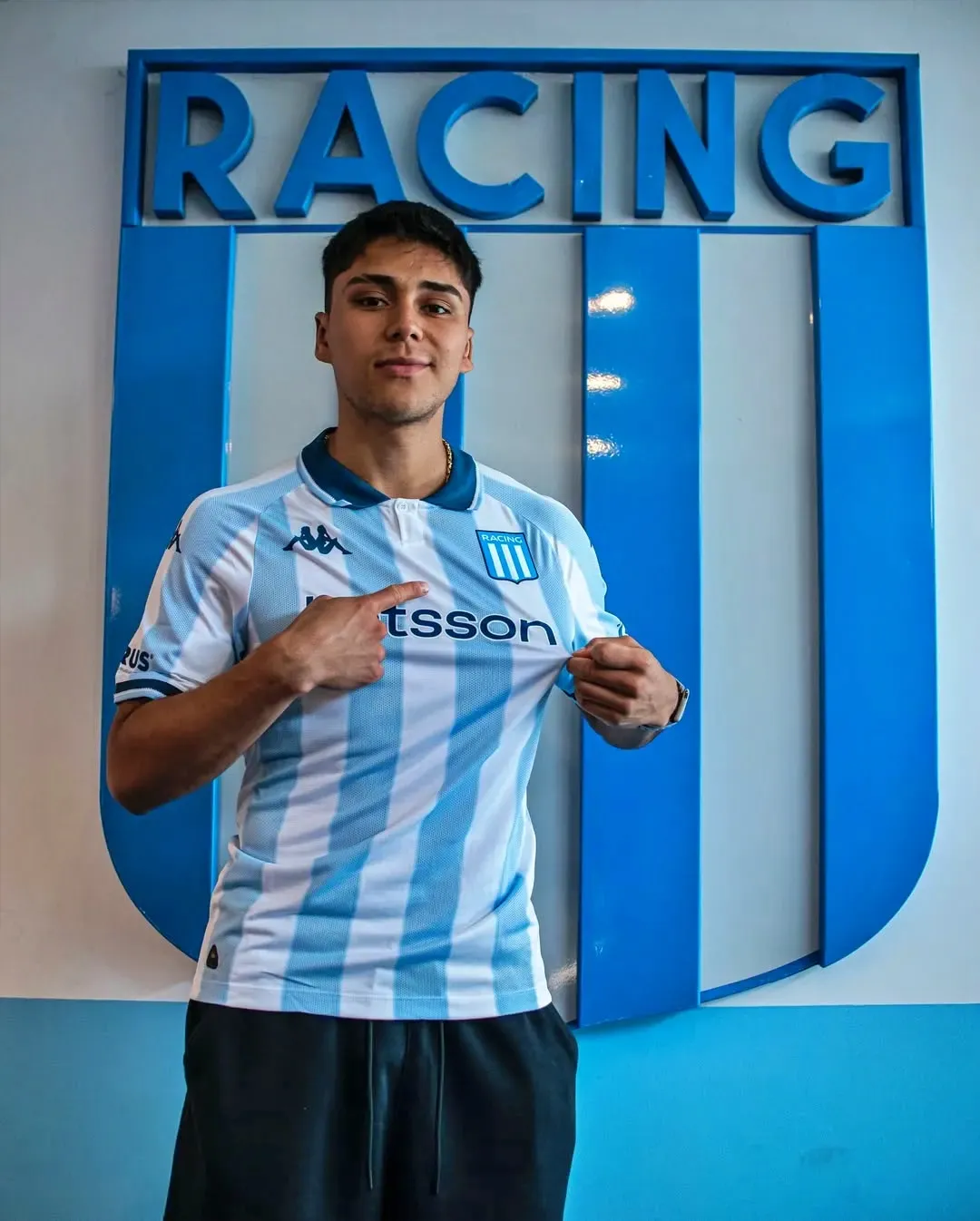 Damián Pizarro tuvo un paso de seis meses por Argentina (Racing Club)