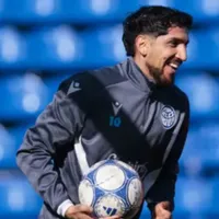 Valdés entusiasma a Colo Colo: gol en amistoso mientras espera oferta