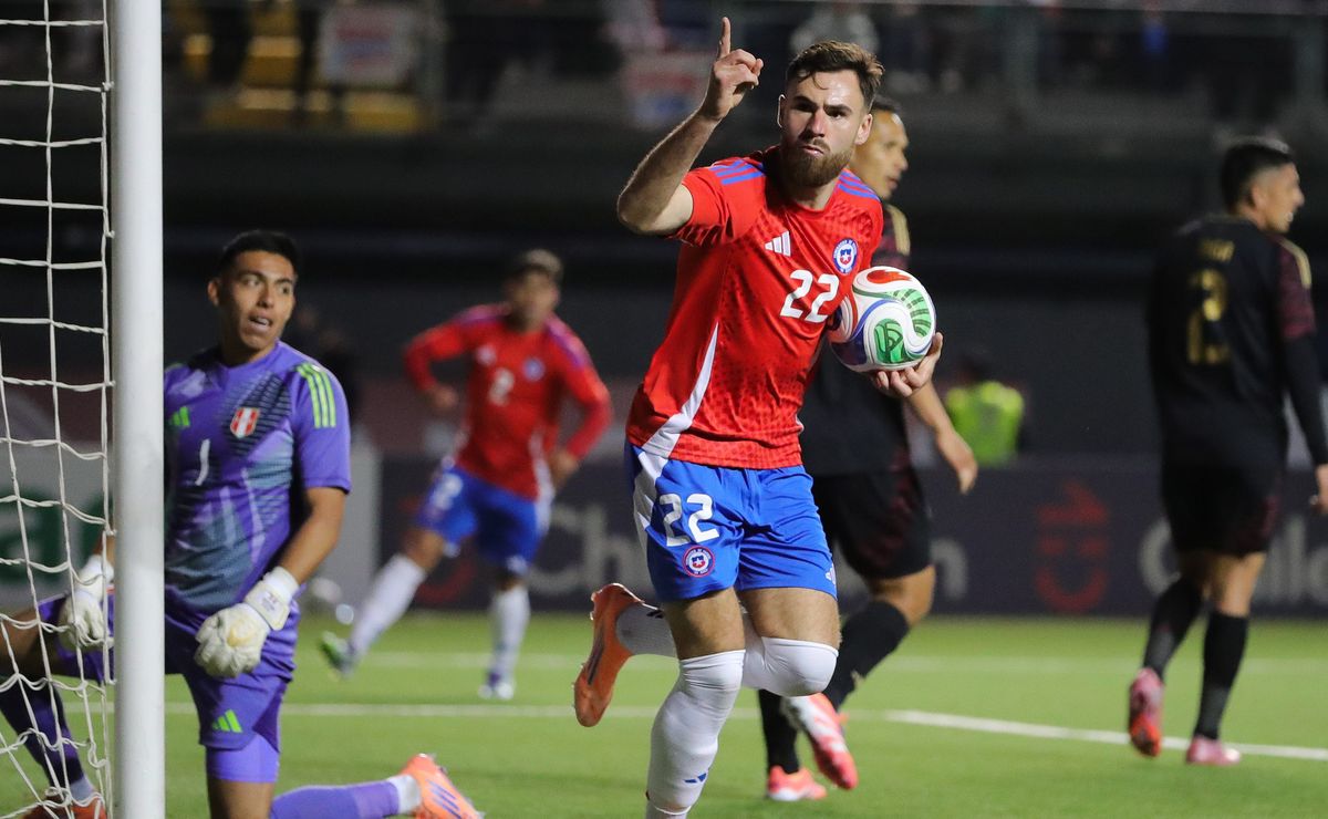 ¿Se olvidó de Chile? La comentada postal de Ben Brereton Díaz en pleno Mundial