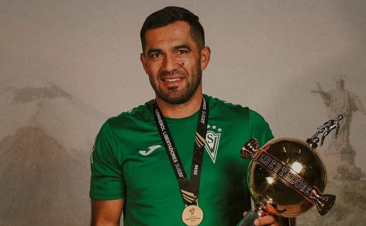 Felipe Salinas, DT de Wanderers Sub 20 no se hace problemas y va por la hazaña a Madrid: “Experiencia linda”