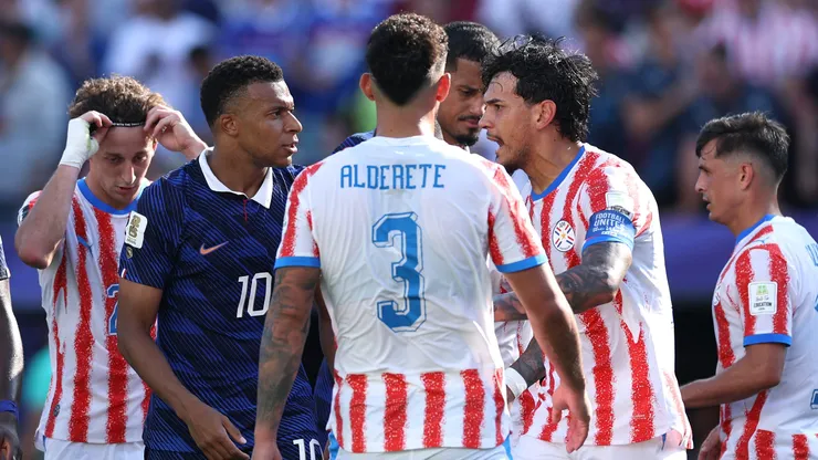 Sigue la polémica en Paraguay: Celeste Amarilla no suelta a Mbappé