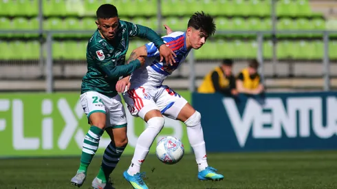 La U ocupó un short del mismo color que Wanderers.