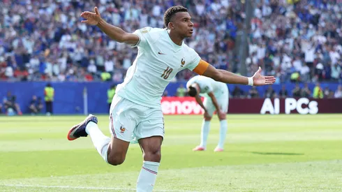 Mbappé puso el 1-0 para Francia.