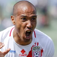 Fue clave para echar un DT de Colo Colo y tiene nuevo club a los 41 años