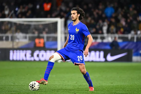 Ayyoub Bouaddi en acción por la Sub 21 de Francia. (Federico Pestellini/Eurasia Sport Images/Getty Images).