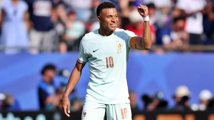 Kylian Mbappé, camino a agigantar sus marcas en la historia de los Mundiales.