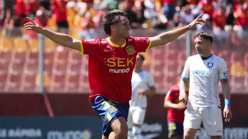 El jugador selló su regreso a Unión Española.