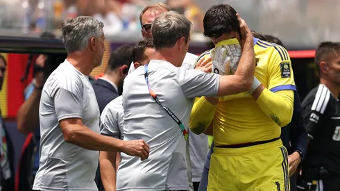 Thibaut Courtois no pudo seguir en el terreno de juego.