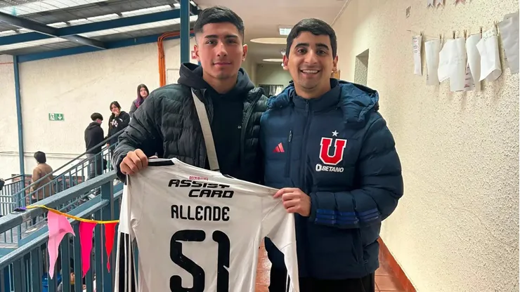Allende visita su colegio tras debutar en Colo Colo con 16 años.