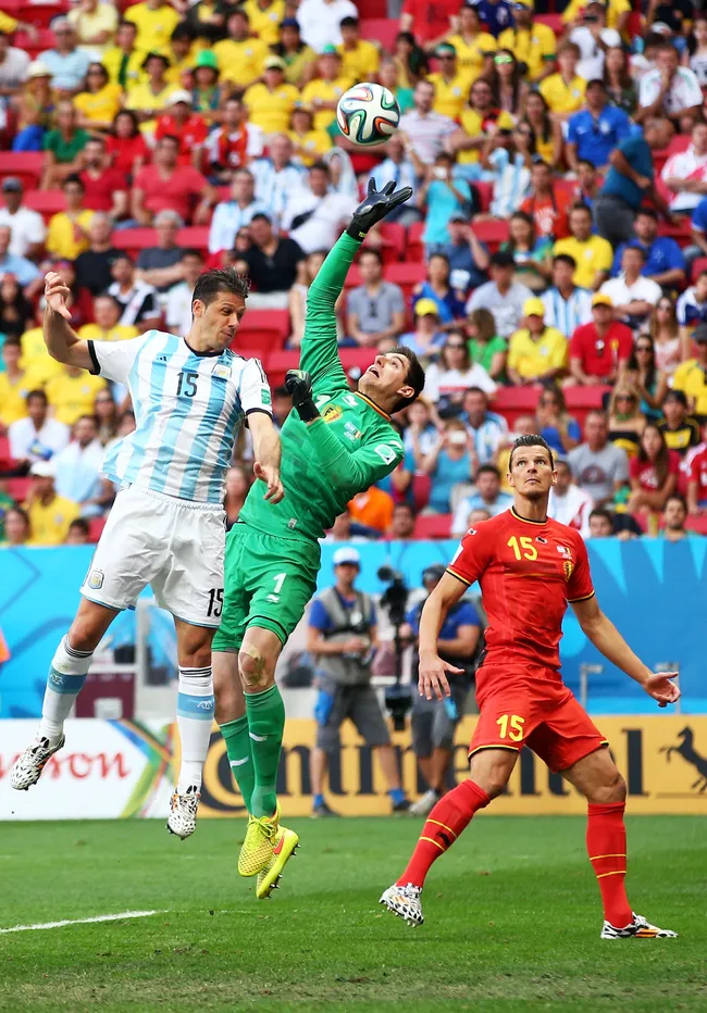 Thibaut Courtois se enfrentó a Argentina en 2014. Ahora enfatizó que no serán campeones. (Photo by Julian Finney/Getty Images)