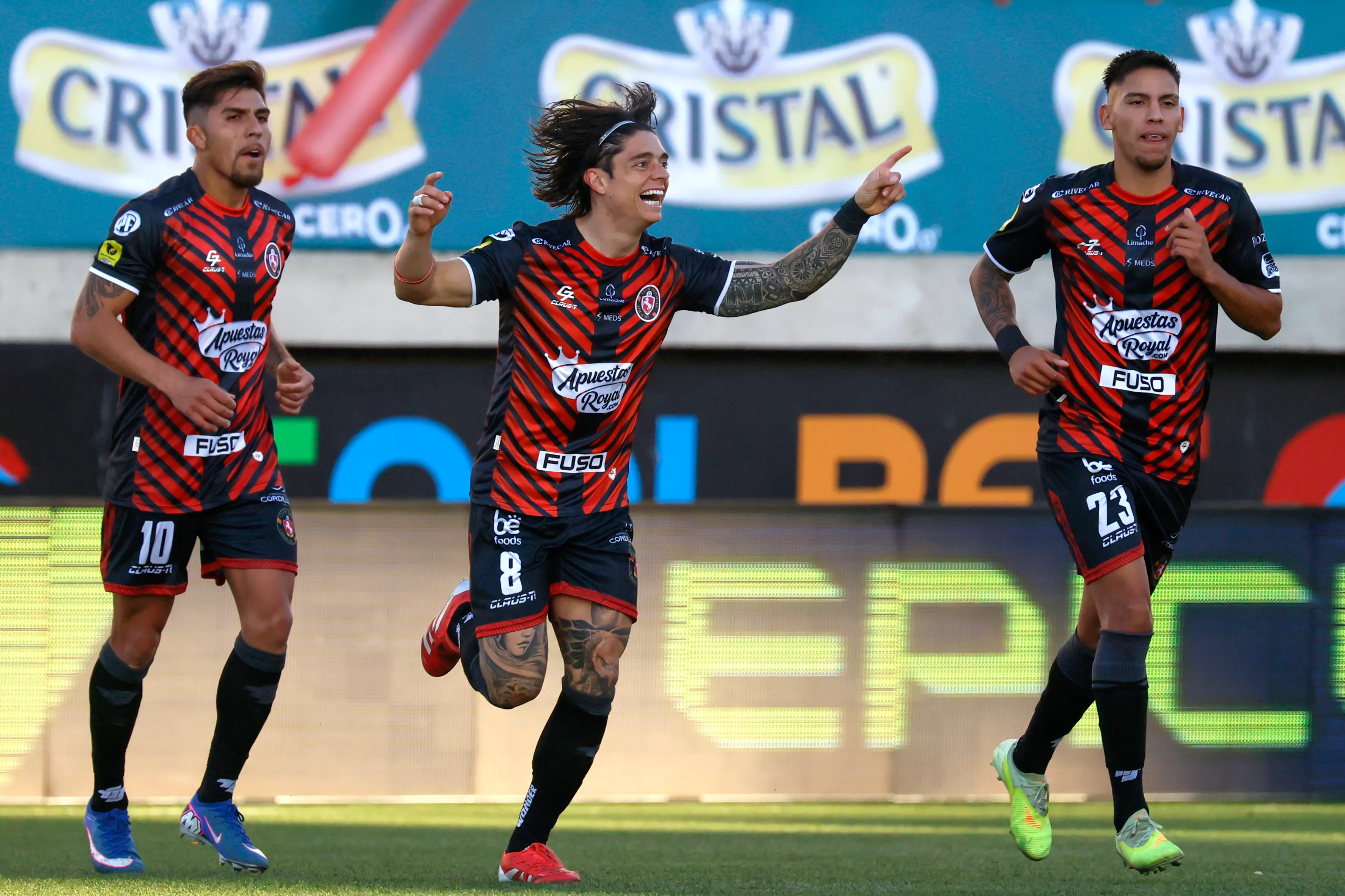 Joaquín Montecinos jugará en Concepción, como su papá. Foto: Sebastian Cisternas/Photosport