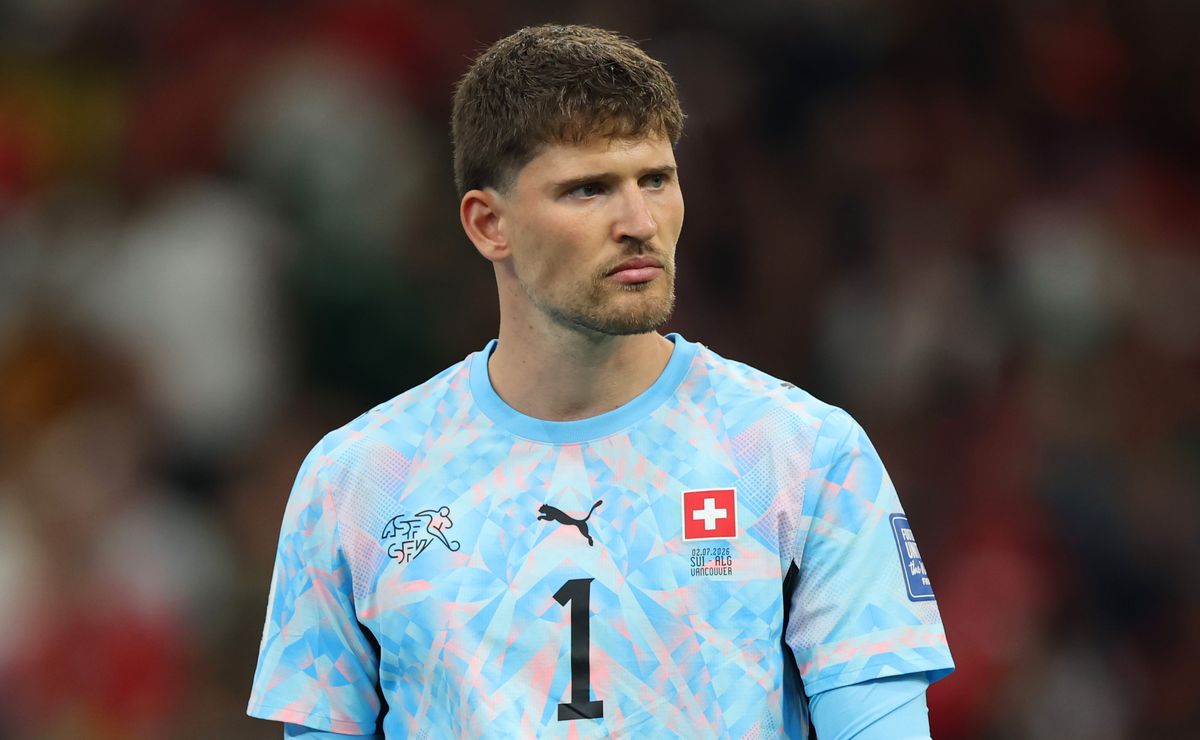 ¿Quién es Gregor Kobel? La figura Suiza que casi se dedicó al hockey y busca amargarle el Mundial a Argentina