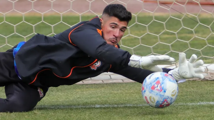 Olguín narró una anécdota campeona para levantar la copa con Recoleta en Segunda División.