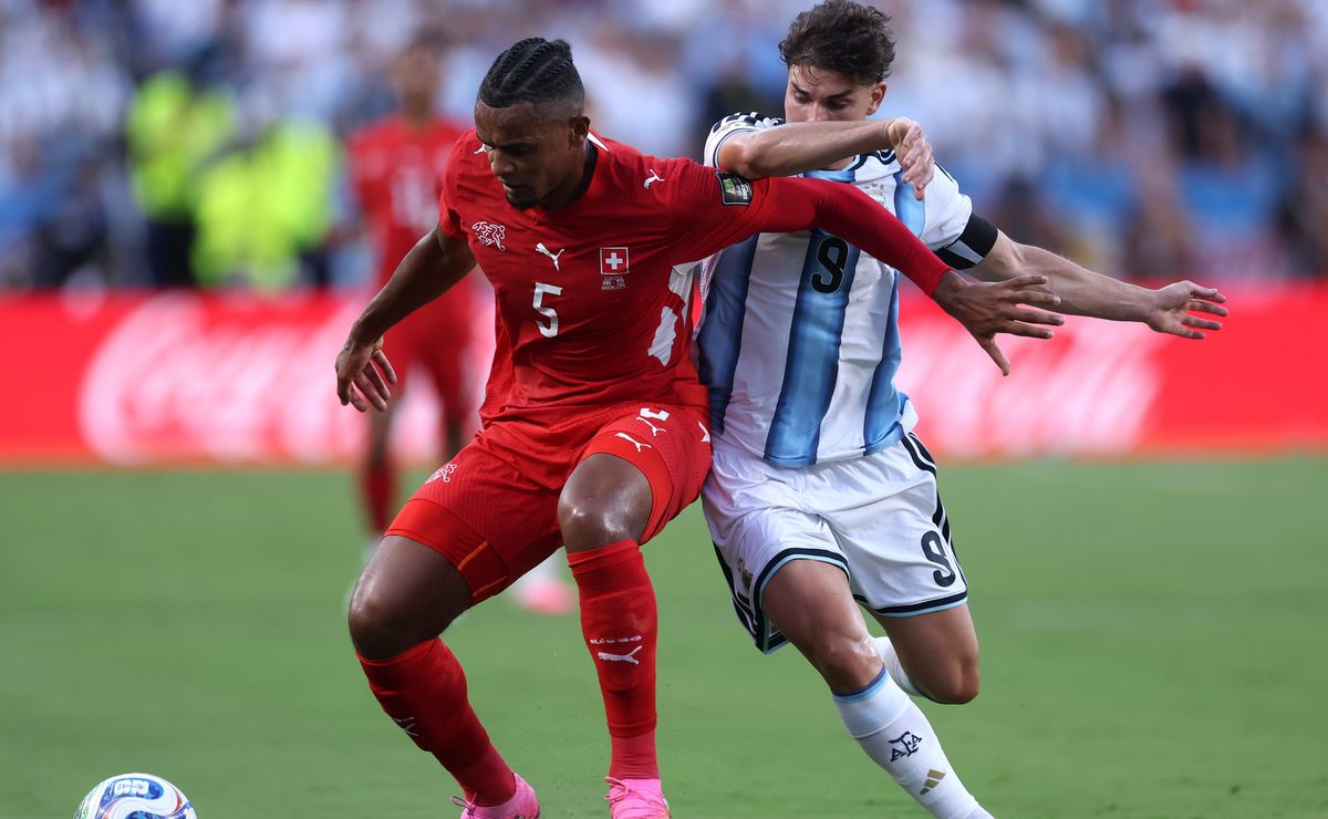 Manuel Akanji se lanza contra todos tras polémica derrota de Suiza ante Argentina: “Ninguna de sus…”