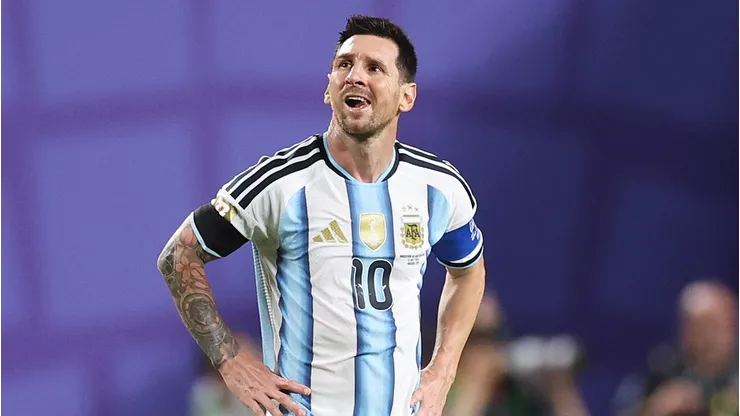 En Inglaterra calientan el partido contra Argentina