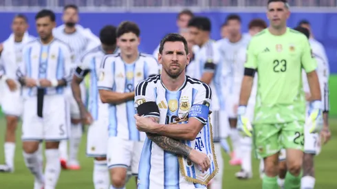 Lionel Messi se prepara para el partido con Inglaterra.