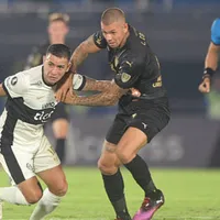 Pudo reforzar Colo Colo y lo echan en Brasil con video de errores groseros