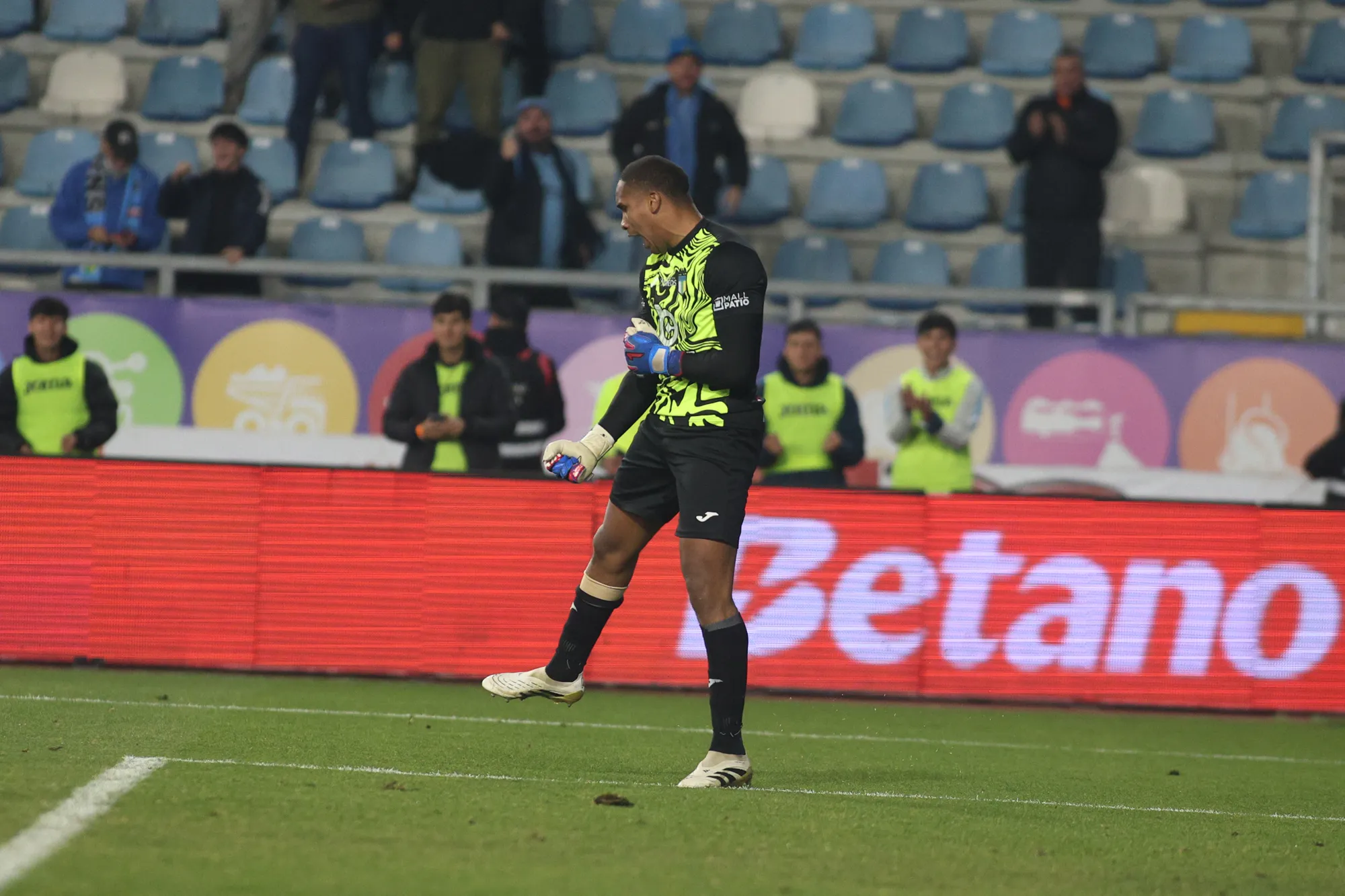 Carabalí otra vez fue figura: O’Higgins se mete en la final de la Copa de la Liga.