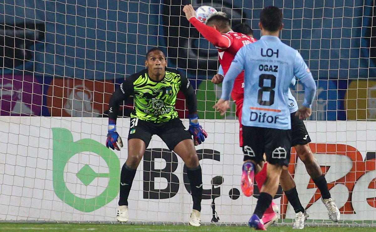 Carabalí, figura de O’Higgins en la semifinal de Copa de la Liga: “Nuestra mejor virtud es la humildad”