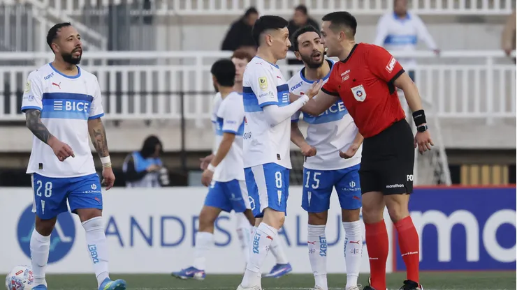 Mal arbitraje de San Luis vs Universidad Católica.