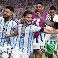 Julián Álvarez se gana el odio argentino: elogia a Inglaterra previo al clásico