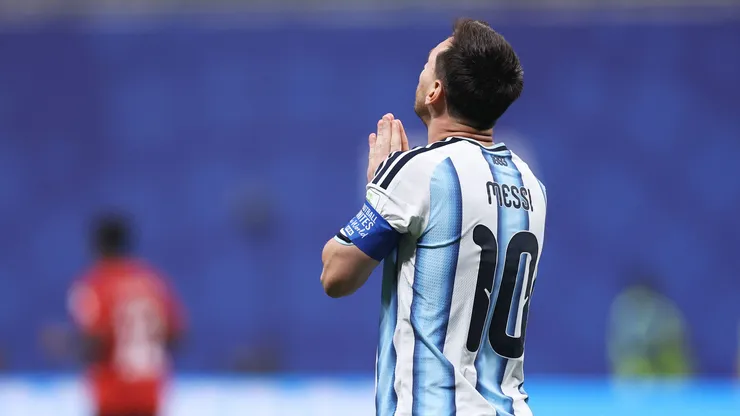 Siguen las críticas por los cobros favorables a Argentina.