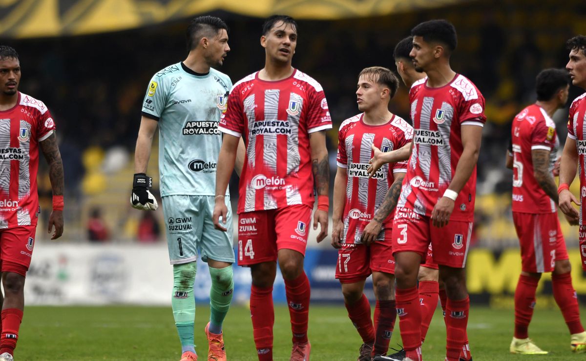 Jugó en la selección chilena, el fútbol argentino y prepara maletas para salvar del descenso a Unión La Calera