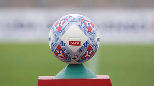 Frente de mal tiempo sigue impactando en el fútbol chileno.