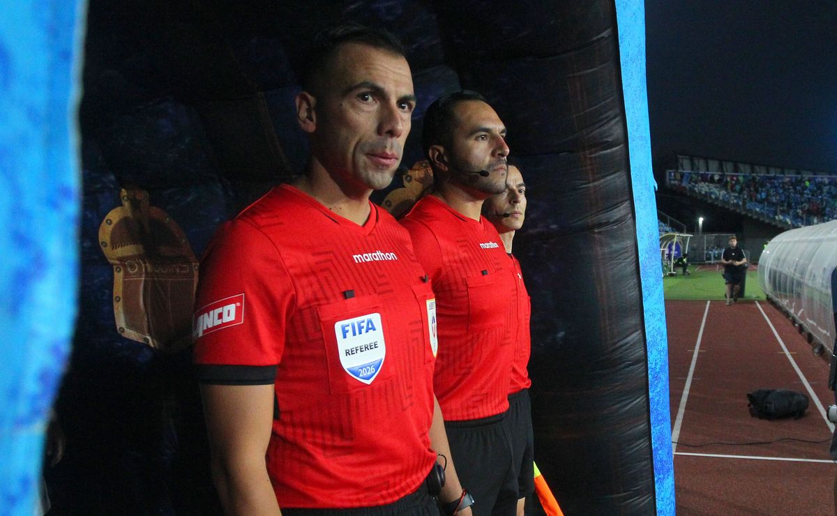 Juan Lara estará en el VAR en el partido entre Inglaterra y Argentina en el Mundial 2026