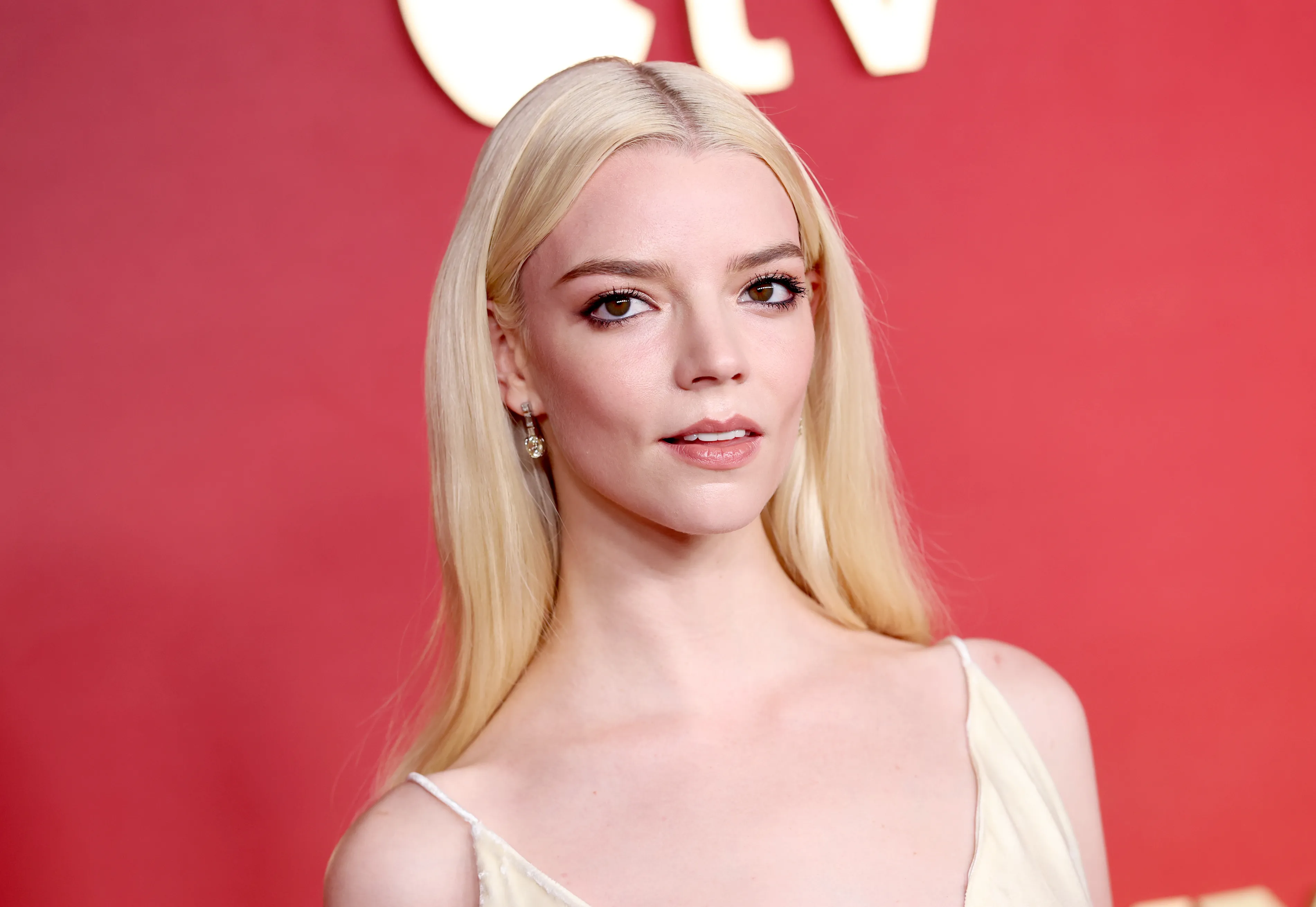 Anya Taylor Joy creció entre Inglaterra y Argentina. (Photo by Monica Schipper/Getty Images)